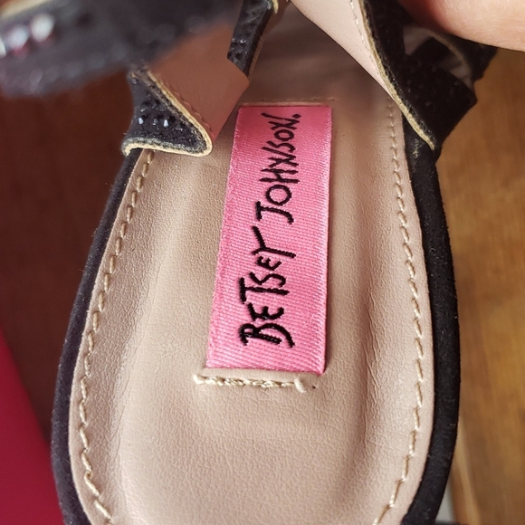 BETSEY JOHNSON Lexxe Rhinestone Cage Sandals sz 6 - Picture 13 of 15